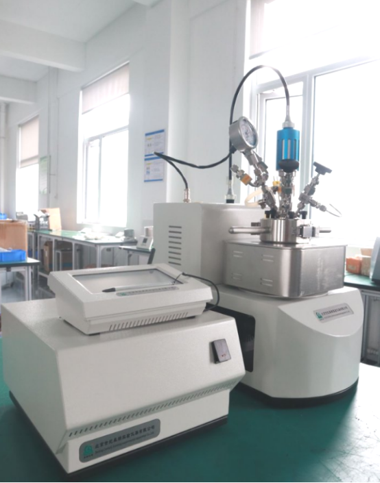 底照搅拌高压光化学反应釜